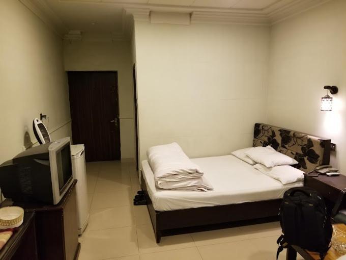 Hotel Silver Sand Multan Eksteriør bilde