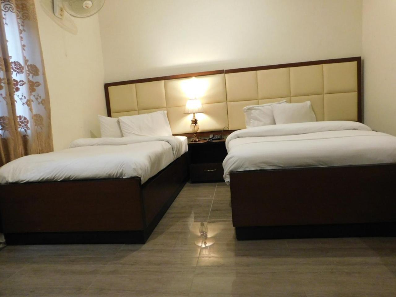 Hotel Silver Sand Multan Eksteriør bilde